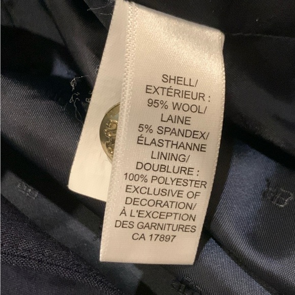 Banana Republic - Picture 2 of 3